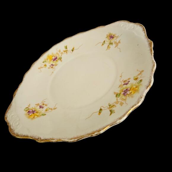 Royal Albert Bone China England Floral Oval Tray 10x8.5" Gold Trim Scalloped - Picture 1 of 5